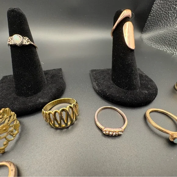 Women's Ring Set - Picture 4 of 7